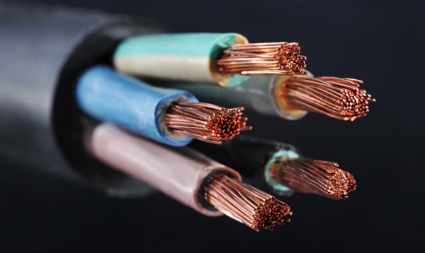 【珠江電纜】兩根2.5平方電線擰在一起等于5平方電線嗎？